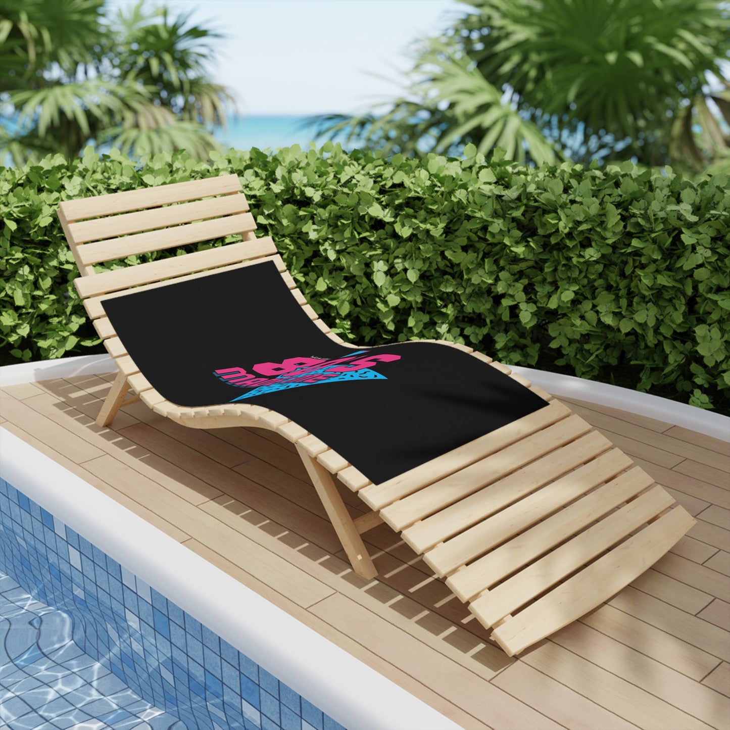 80's Made ME - WakaBo Beach Black Towel